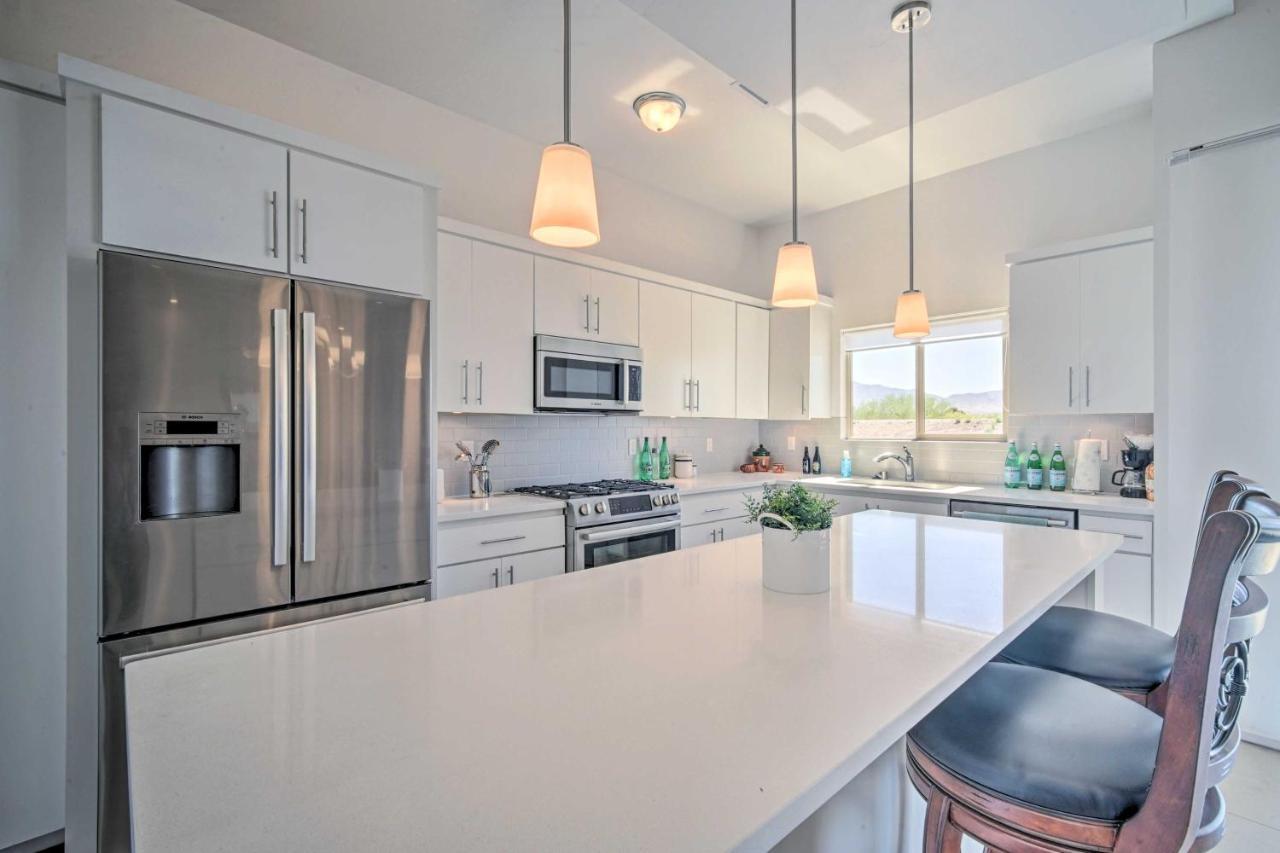 Upper Valley El Paso Home With Hiking Access On-Site Santa Teresa Bagian luar foto